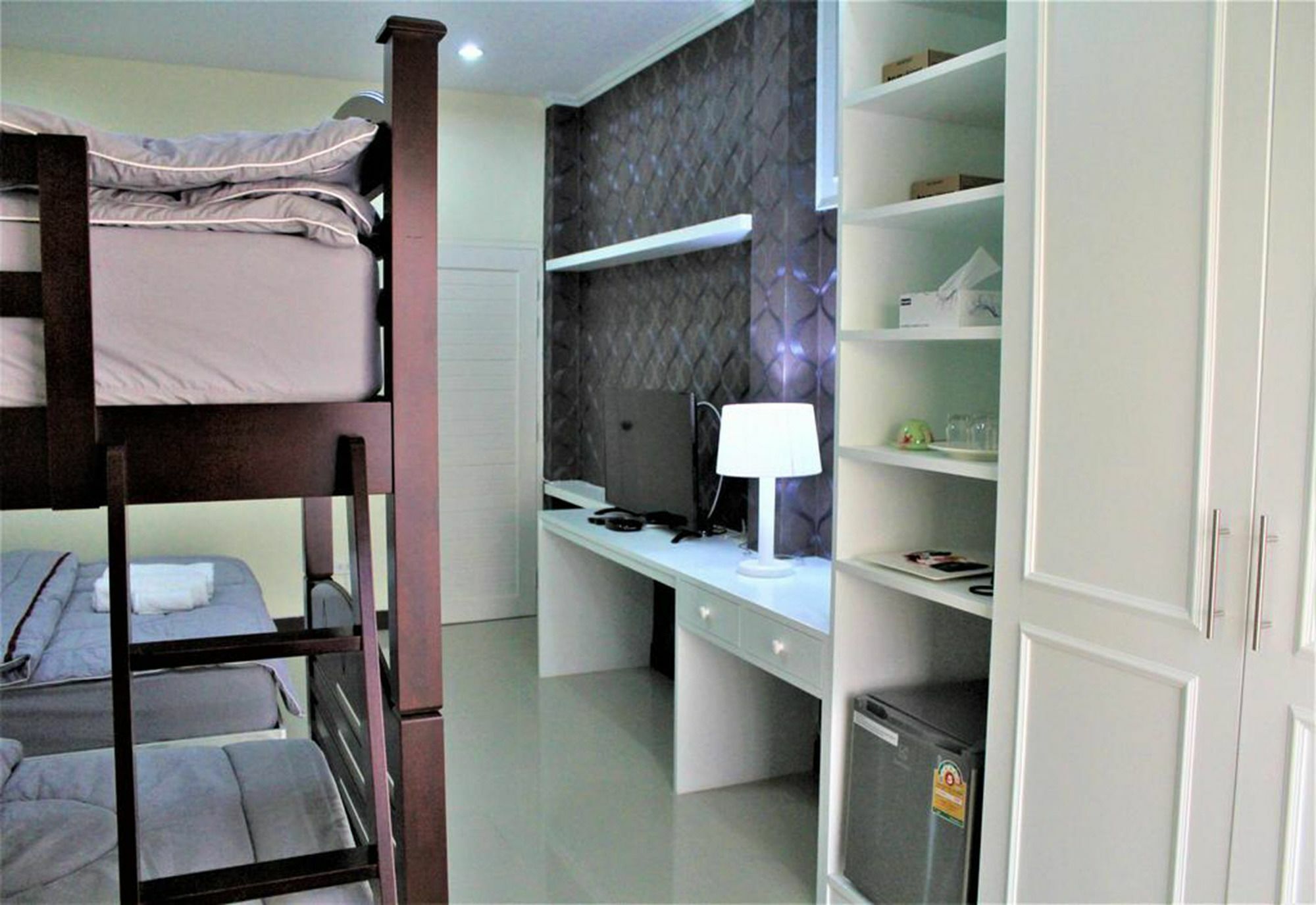 The Most Coffee & Guesthouse Chiang Mai Exterior photo